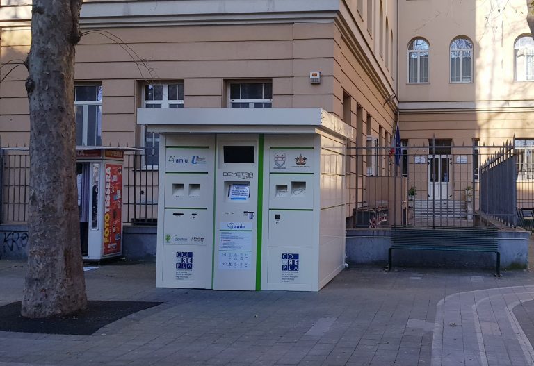 PlasTiPremia: Genova prima città italiana per numero di ecocompattatori