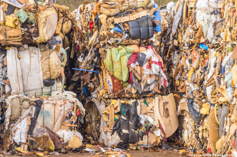 Il Parlamento Europeo approva il Piano d’Azione per l’Economia circolare: norme più rigorose in materia di consumo e riciclo