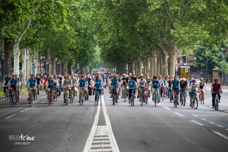 Torino, il 23 ottobre torna la più grande biciclettata d’Italia: tutto pronto per Bike Pride 2022