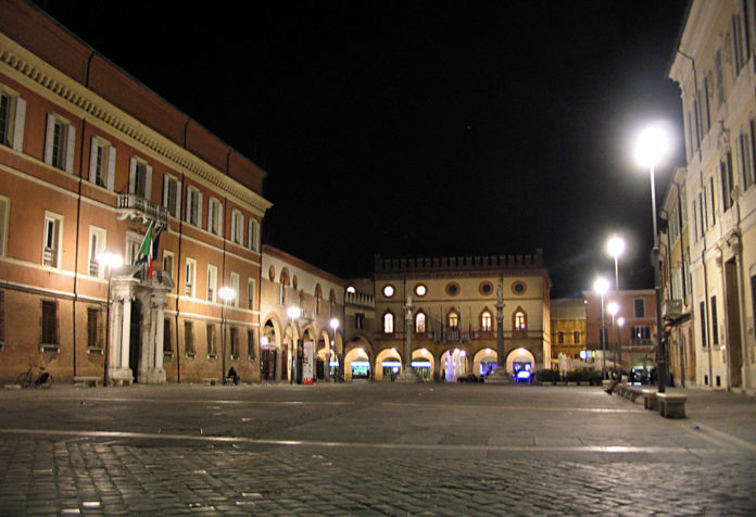 Caro energia Ravenna illuminazione pubblica