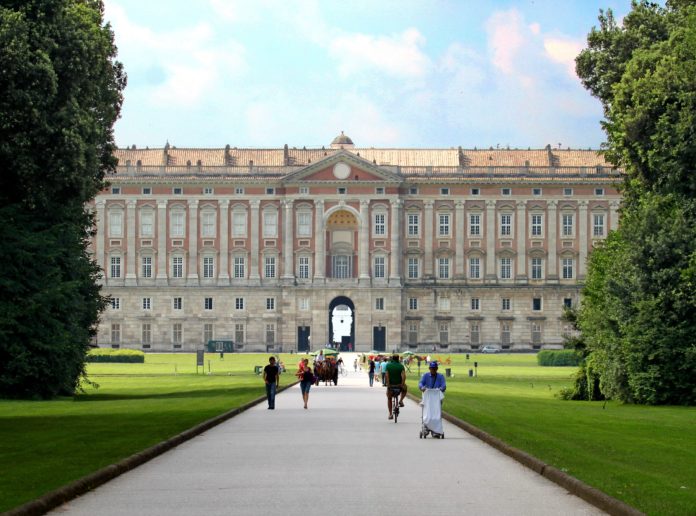 raccolta differenziata Reggia di Caserta