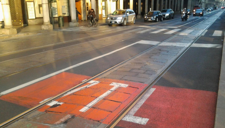 Torino Ztl ambientale Ztl centrale Torino rinnovo permessi 2026 Torino ZTL strisce blu sospensione estiva Torino accesso automatico parcheggi ZTL