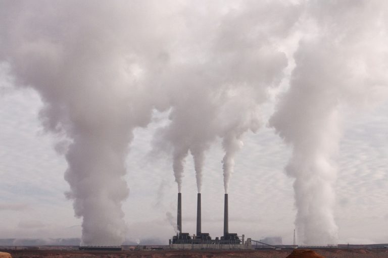 Mercato del carbonio Ue regole prezzi