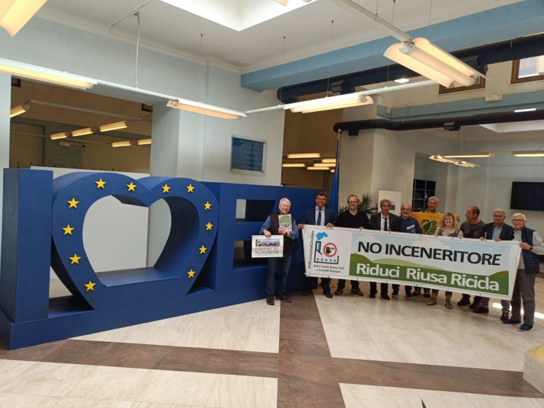 Roma, presentato dalle associazioni il “Patto per l’Economia Circolare” e il tour “Roma merita di meglio!”