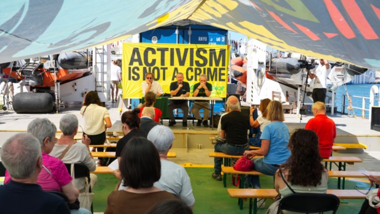 “Diritto, non crimine”, il primo rapporto sulla repressione degli attivisti per il clima