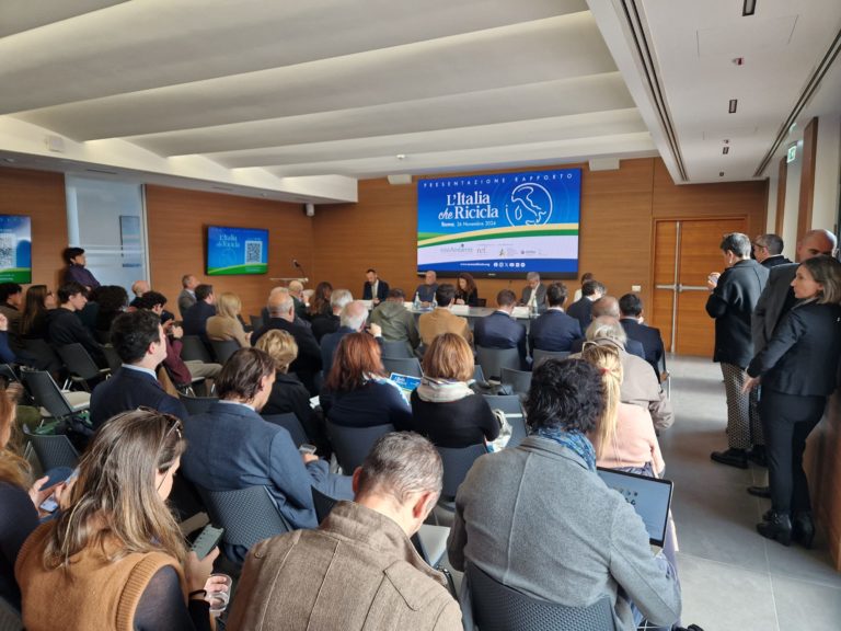 Economia circolare, Rapporto L’Italia che Ricicla 2024 | Assoambiente: “Eccellenza italiana ma servono riforme”