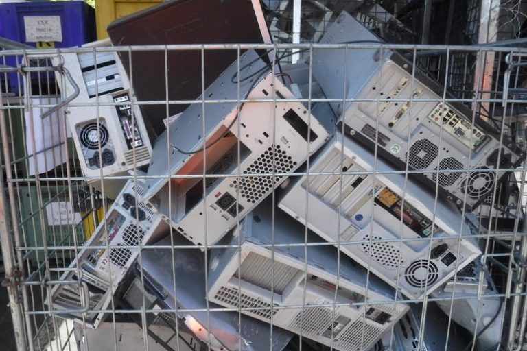Regione Lombardia, 10 milioni per il recupero di materie prime critiche dai Raee