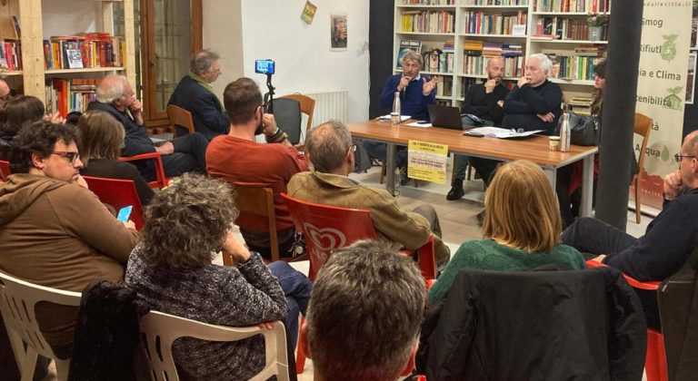 Rifiuti in Piemonte, molti spunti dal primo confronto tra Regione e ambientalisti