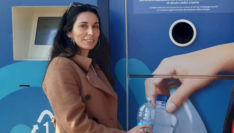Genova prima città italiana a lanciare i nuovi ecocompattatori “recopet” di Corepla