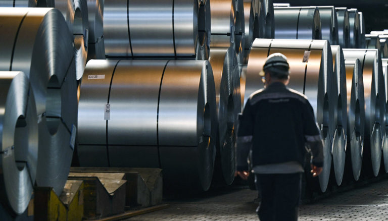 La strategia europea per sostenere decarbonizzazione e competitività delle industrie energivore