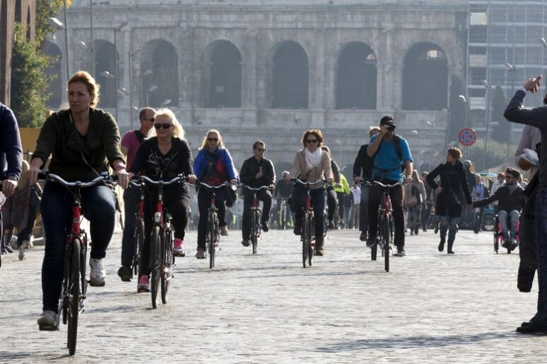 Adattamento climatico: il 25 giugno l’incontro “Ridurre l’impatto del caldo nei quartieri di Roma”
