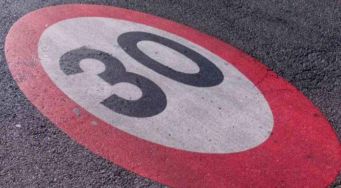 Bologna Città30, Campaniello: velocità più basse riducono incidenti e vittime Roma zone 30, Patanè conferma: "Sicurezza e sostenibilità viaggiano di pari passo" Città 30 Bologna Campaniello velocità riducono incidenti vittime