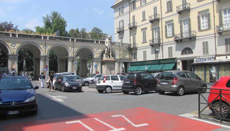 Torino pedonalizzazione piazze Lagrange Paleocapa