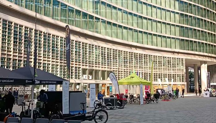 Milano Emob mobilità elettrica