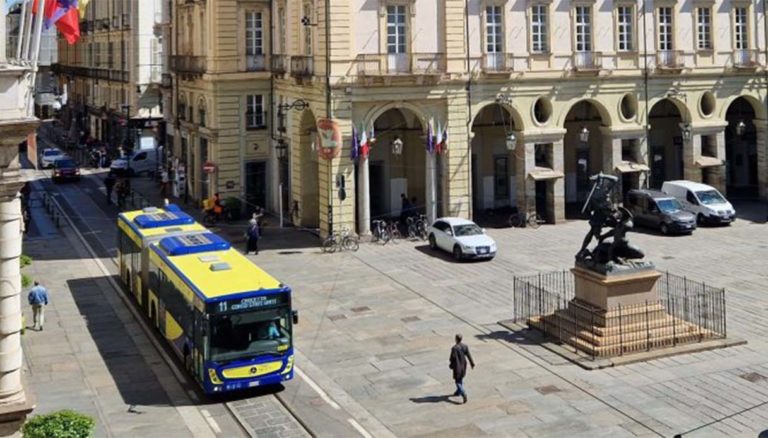 Torino nuovi autisti GTT. Torino bus più rapidi mobilità sostenibile