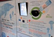 Riciclo del PET, con Coripet premi fino a 30 euro per i cittadini virtuosi Ecocompattatore Coripet Peschiera Riciclo PET Coripet premi