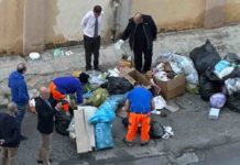Palermo, controlli sul porta a porta nel quartiere Montepellegrino Palermo controlli porta a porta Montepellegrino