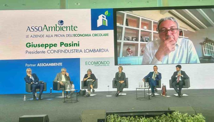 Italia Ricicla 2025 Assoambiente riciclo strategia industriale