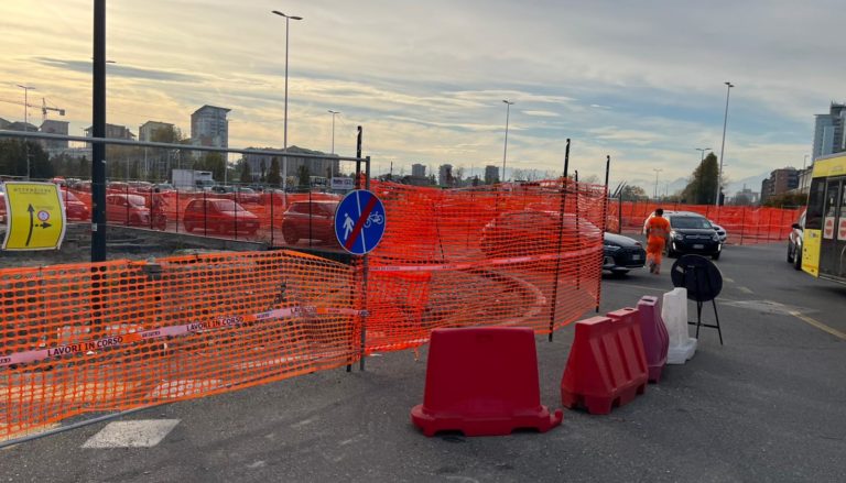 Torino, cantieri piazza Baldissera e Valentino: bici e pedoni dimenticati