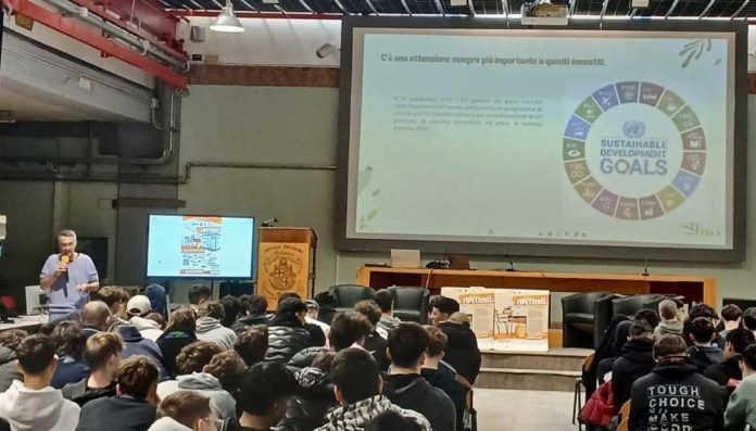 Coripet riPEttenti Bologna riciclo PET