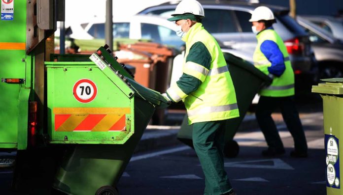Milano raccolta rifiuti variazioni Amsa festività natalizie