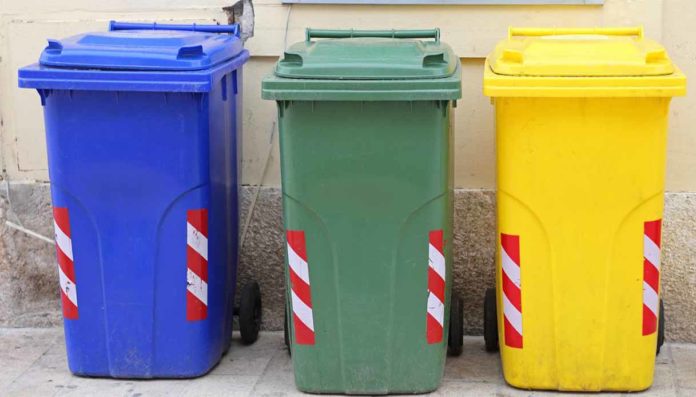 Rifiuti urbani Sardegna 14 milioni impianti autosufficienza Rifiuti urbani Sardegna 14 milioni impianti autosufficienza