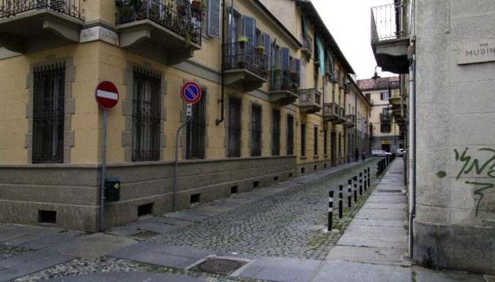 Torino 1 dicembre Borgo Campidoglio area pedonale