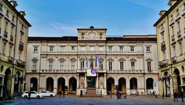 Torino 4,3 milioni efficientamento energetico strutture comunali