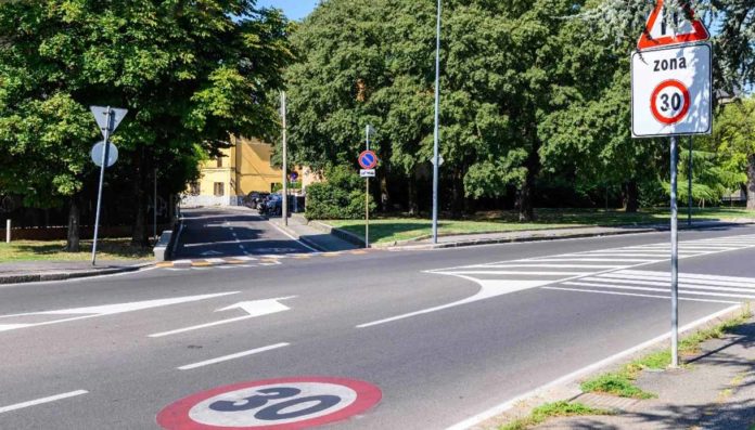 Bologna Città 30 report 2025 Bologna Città 30 report 2025