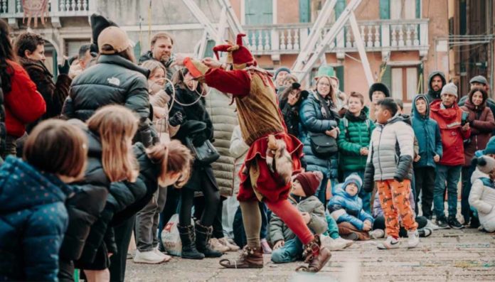 Carnevale di Venezia, vietati coriandoli e stelle filanti in plastica