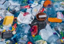Riciclo chimico della plastica come pratica di greenwashing, l’inchiesta europea Riciclo chimico della plastica come pratica di greenwashing, l'inchiesta europea