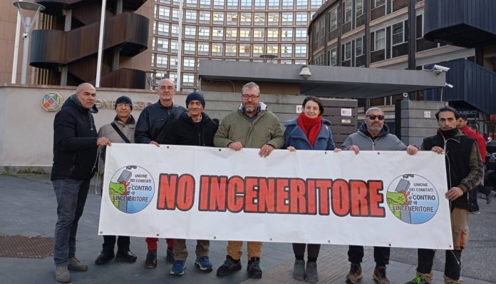 protesta comitati inceneritore roma