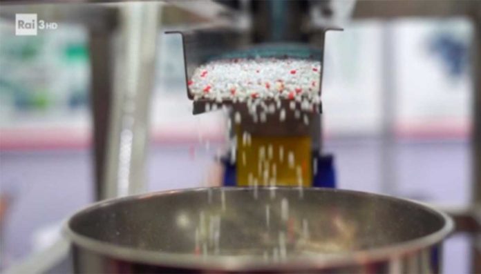 report crisi riciclo plastica