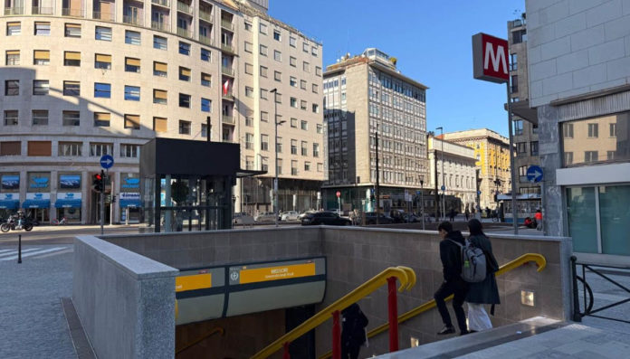 Milano collegamento pedonale M4 M3 Milano collegamento pedonale M4 M3