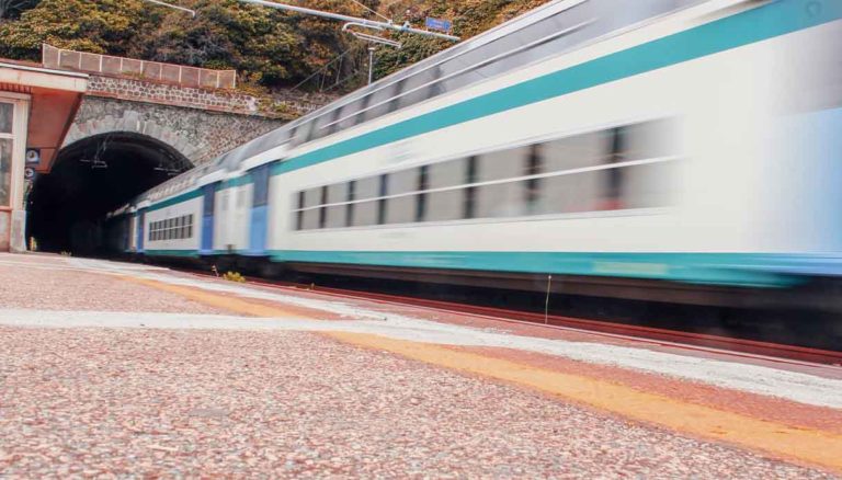 emissioni trasporti ue ferrovie trasporto strada