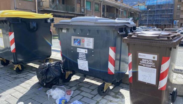 Aosta abbandono rifiuti multe