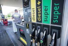 Conflitto Medio Oriente: gli automobilisti europei spenderanno 150 milioni di euro in più al giorno Conflitto Medio Oriente- automobilisti europei spenderanno 150 milioni di euro in più al giorno