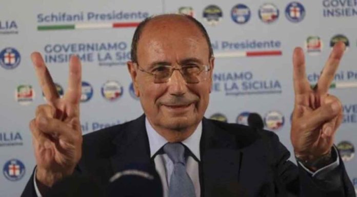 Piano rifiuti Sicilia, via libera dall’Unione europea Piano rifiuti Sicilia, via libera dall'Unione europea