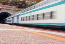 Rendere i treni una vera alternativa agli aerei, proposta dai cittadini Ue Rendere i treni una vera alternativa agli aerei, proposta dai cittadini Ue