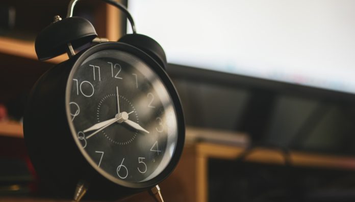 stop al cambio d'ora