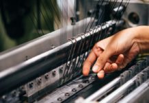 Tessile, firmato protocollo a Prato per l’economia circolare tessile