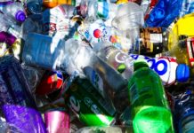 Tensioni in Medio Oriente, la catena della plastica europea è in crisi plastica europea