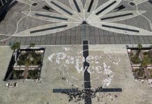 Paper Week, a Salerno il flash mob che coinvolge cittadini e scuole Paper Week Salerno