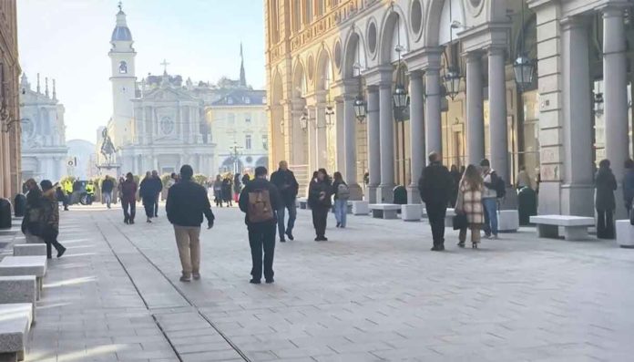 Torino, il centro pedonale si allarga: dopo via Roma tocca a via Viotti