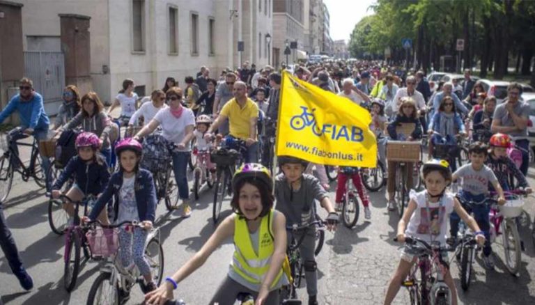 Al via 25ª edizione di Bimbimbici, pedalate e mobilitazioni in oltre 200 città