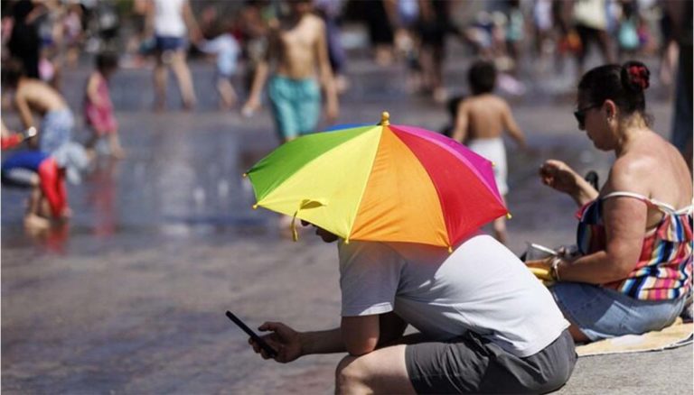 Caldo estremo, Greenpeace: 5 volte più probabile a causa della crisi climatica Roma strategia contro caldo quartieri