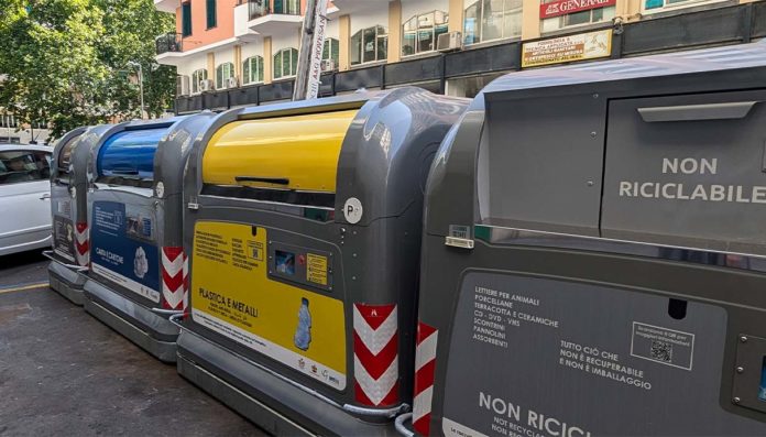 Genova Foce nuovo sistema raccolta differenziata Genova Foce nuovo sistema raccolta differenziata