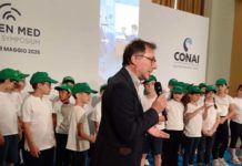 Napoli, premiati gli studenti di “Scuole in Azione” per il riciclo della carta Napoli studenti “Scuole in Azione” riciclo carta