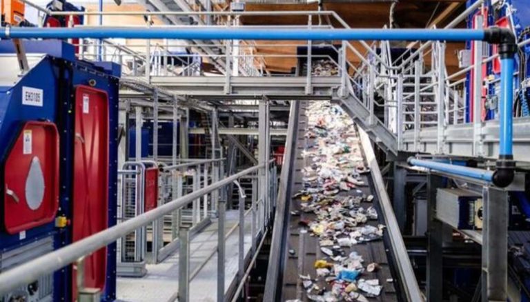 Rifiuti urbani: in Italia cresce il riciclo ma mancano gli impianti