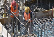 Caldo: a rischio 1,5 milioni di lavoratori, Greenpeace e Cgil chiedono interventi urgenti Caldo: a rischio 1,5 milioni di lavoratori, Greenpeace e Cgil chiedono interventi urgenti
